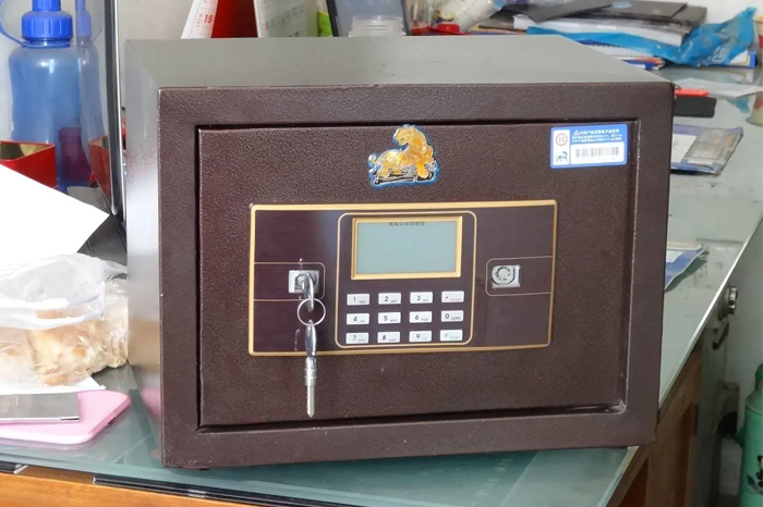 24小时开保险柜 24小时开保险柜